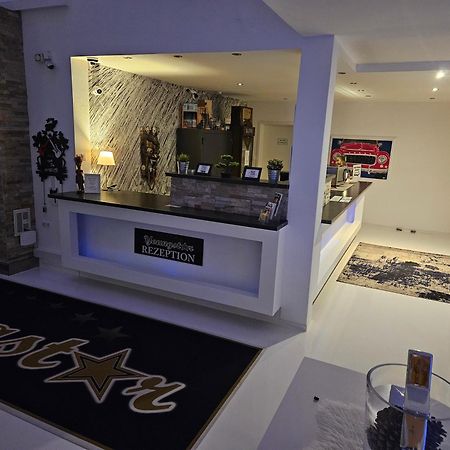 Designhotel Youngstar Манхайм Екстериор снимка