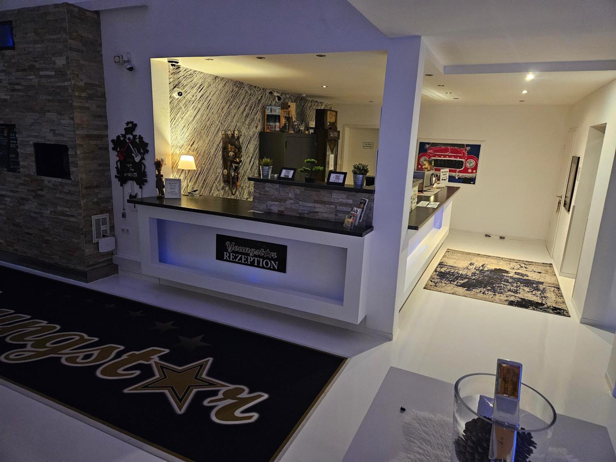 Designhotel Youngstar Манхайм Екстериор снимка